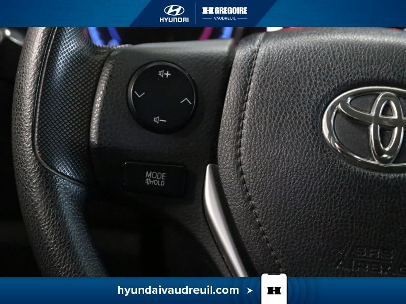 Toyota Corolla 2018 Bleu Saint-Eustache - photo #20