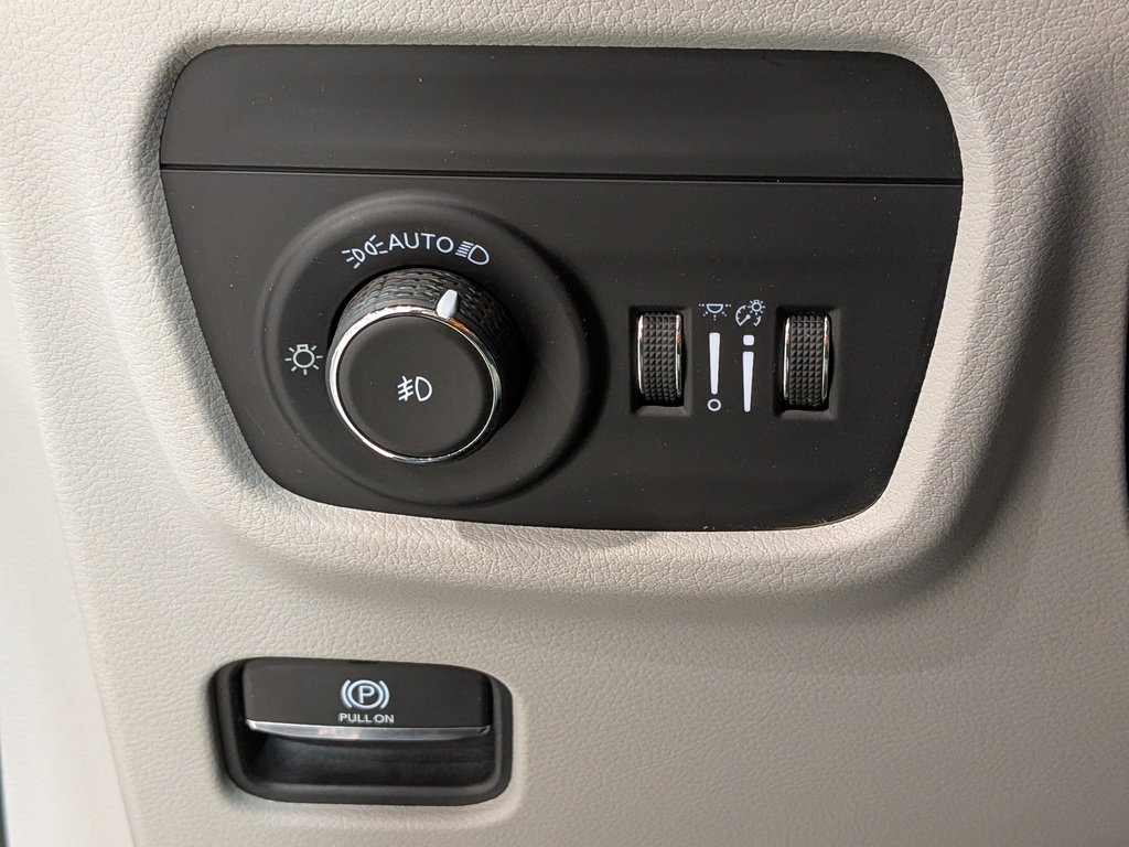 2022 Jeep Grand Cherokee L Summit 4x4 Black Val-David - photo #35