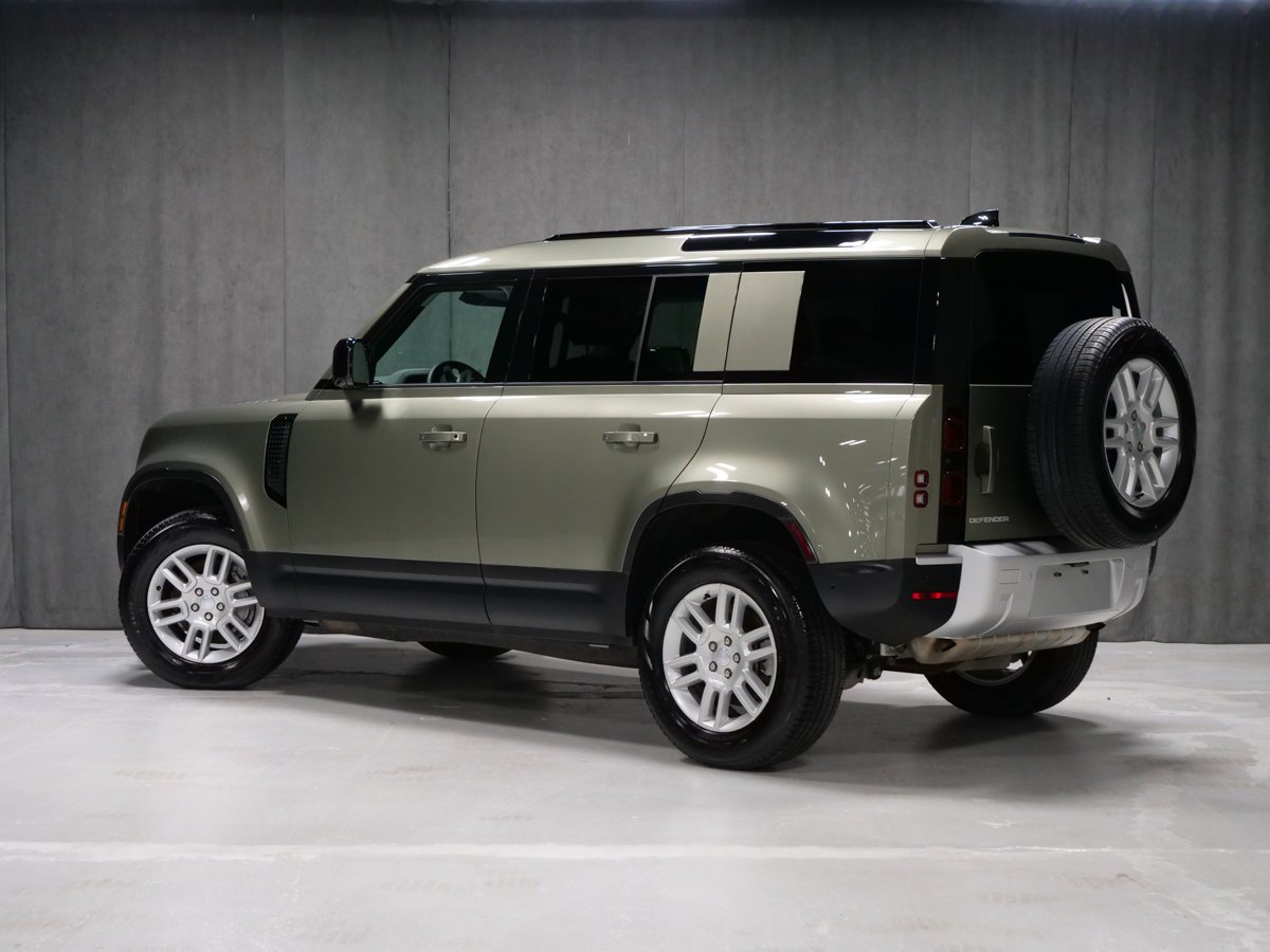 Land Rover Defender S 2025 Vert Montréal - photo #3