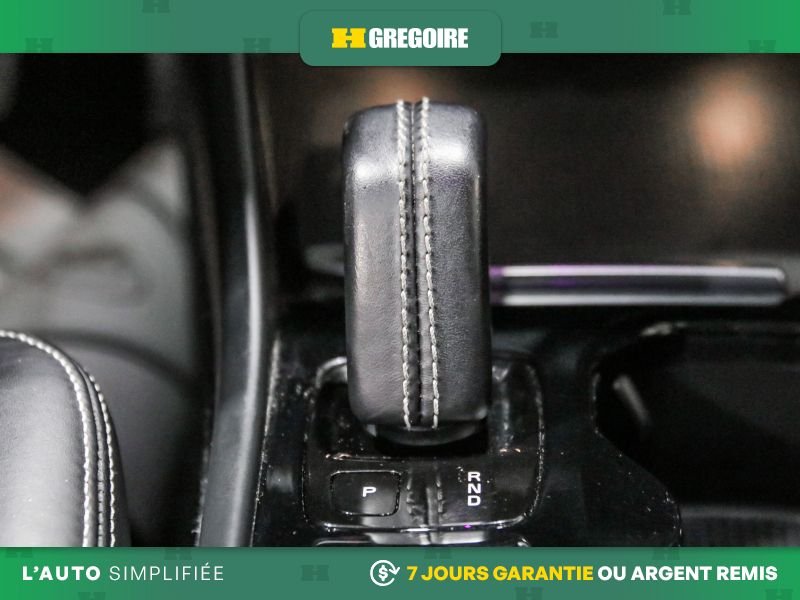Volvo XC40 821529 | R-Design AWD AUTO AC CUIR TOIT NAV MAGS CAM RECUL 2021 Blanc Laval - photo #25