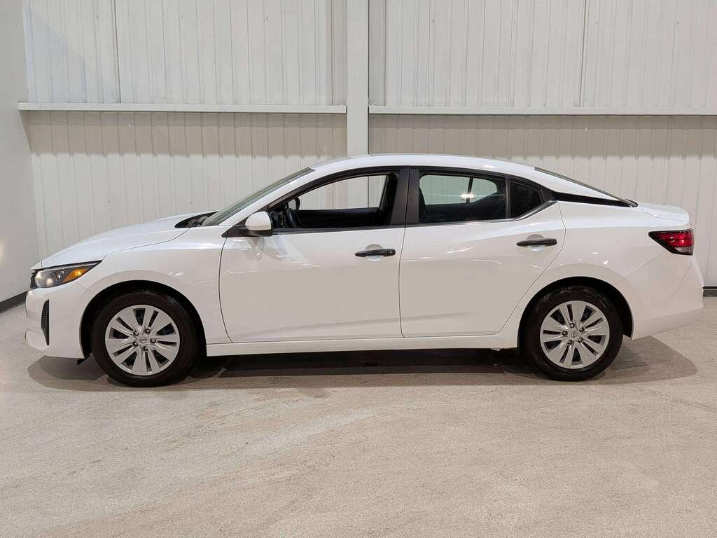 2024 Nissan Sentra S Plus CVT White Val-David - photo #2