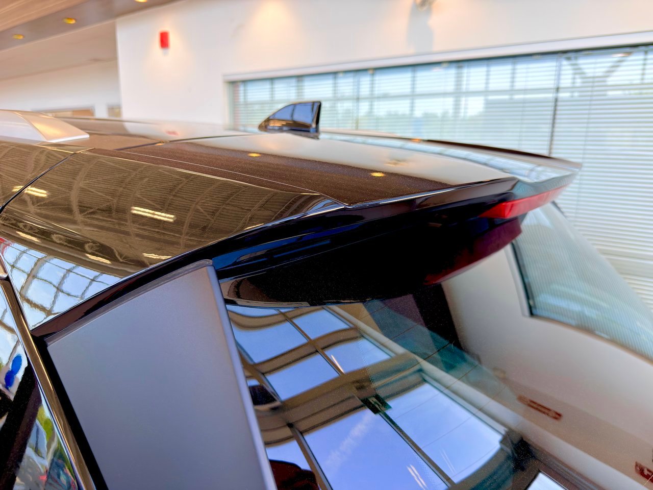 2023 Nissan Rogue Black Notre-Dame-des-Prairies - photo #12