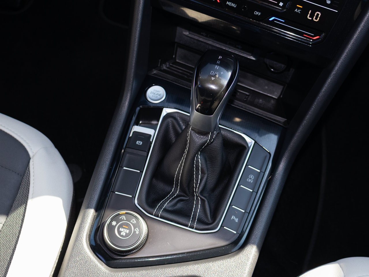 2026 Volkswagen Taos Comfortline 4MOTION Blue Sherwood Park - photo #26