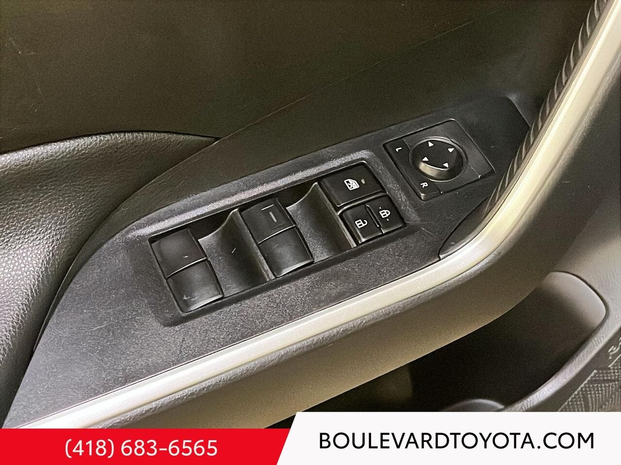 Toyota RAV4 99831B-188 | LE 2019 Gris magnétique métallisé Québec - photo #7