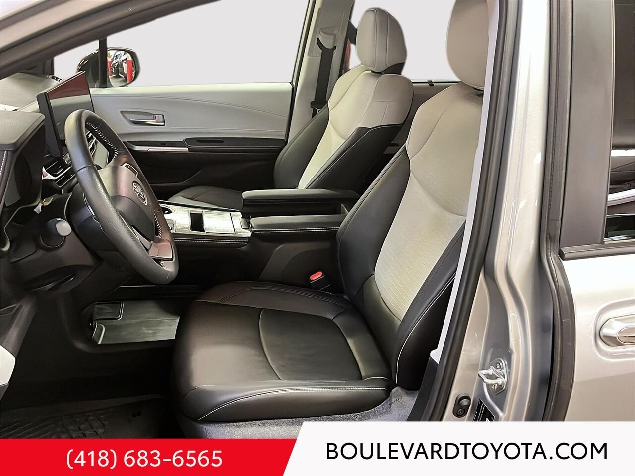 2025 Toyota Sienna 99661A-50 | XSE, AWD, 7 PASSAGERS Celestial Silver Metallic Québec - photo #8