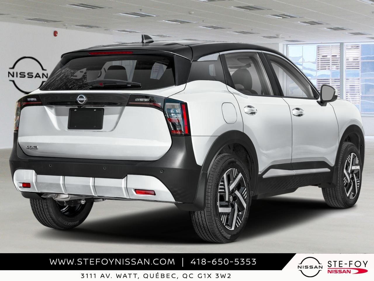 NISSAN Kicks 2026 Blanc d'Aspen triple couche/Noir intense Ste-Foy - photo #1