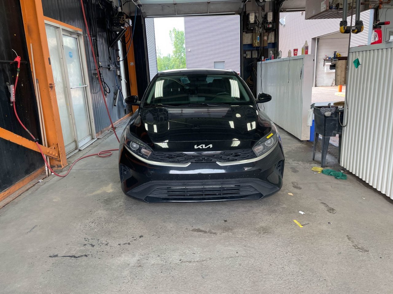 Kia Forte LX *SIÈGES CHAUFF* CARPLAY BLUETOOTH A/C USB 2022 Gris Saint-Jérôme - photo #3