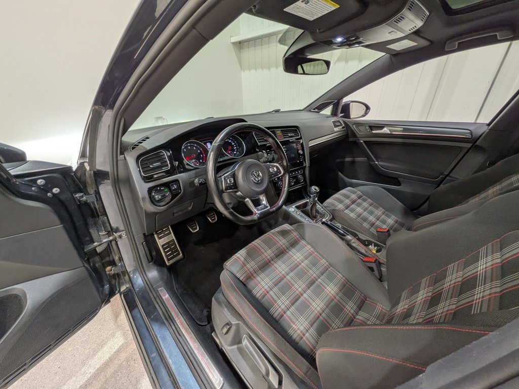 Volkswagen Golf GTI Autobahn 5-door Manual 2018 Gris Val-David - photo #9