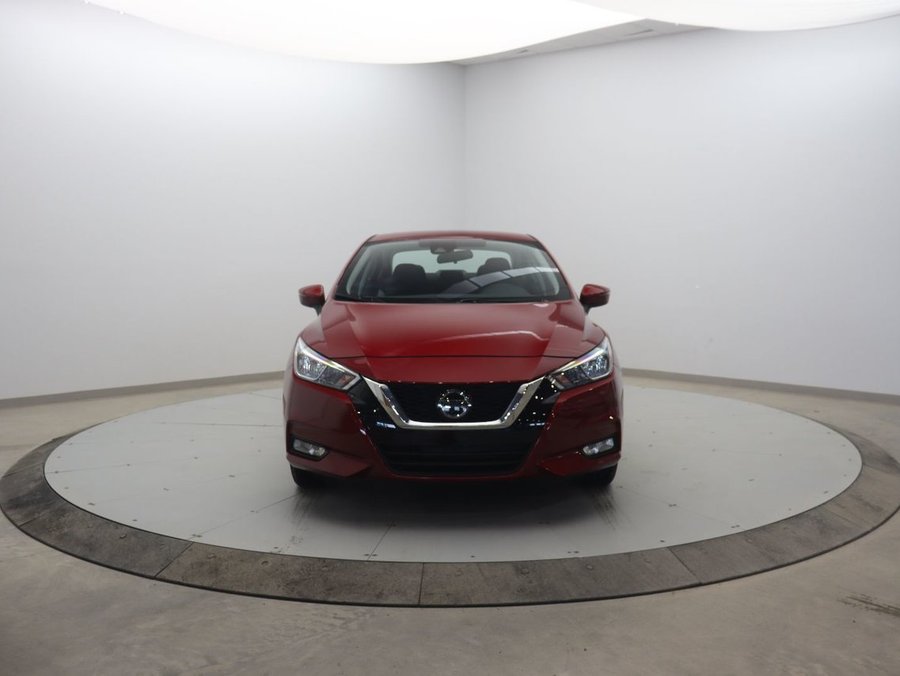 2021 Nissan Versa 2021 Orange