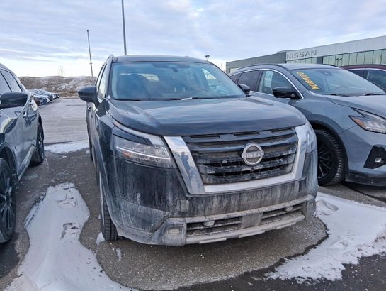 2022 Nissan Pathfinder 2022 Black