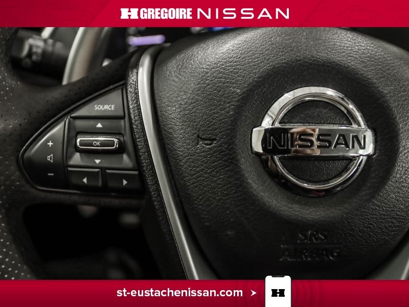 2017 Nissan Maxima White Laval - photo #19