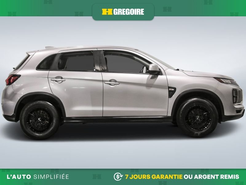 2021 Mitsubishi RVR Grey Laval - photo #10