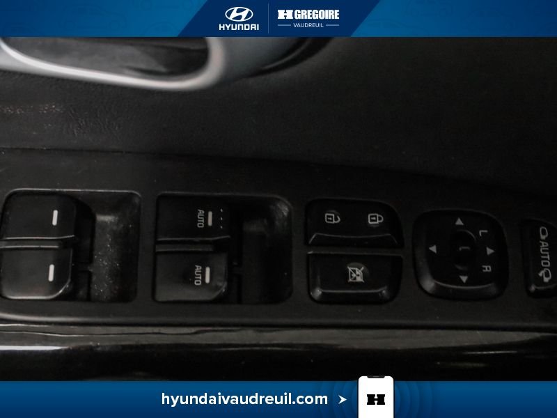 2015 Kia Soul Grey Blainville - photo #16