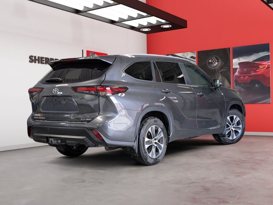 Toyota Highlander 2024 2024 Gris magnétique métallisé
