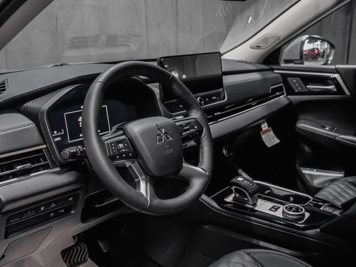 Mitsubishi Outlander PHEV SEL 2026 Fini Gris pierre de lune de qualité supérieure Montréal - photo #10