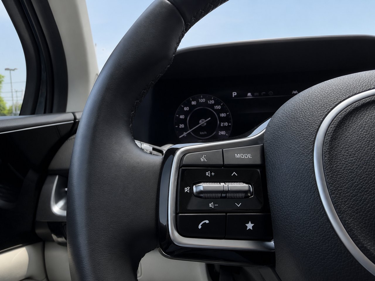 2022 KIA CARNIVAL Blue Châteauguay - photo #18