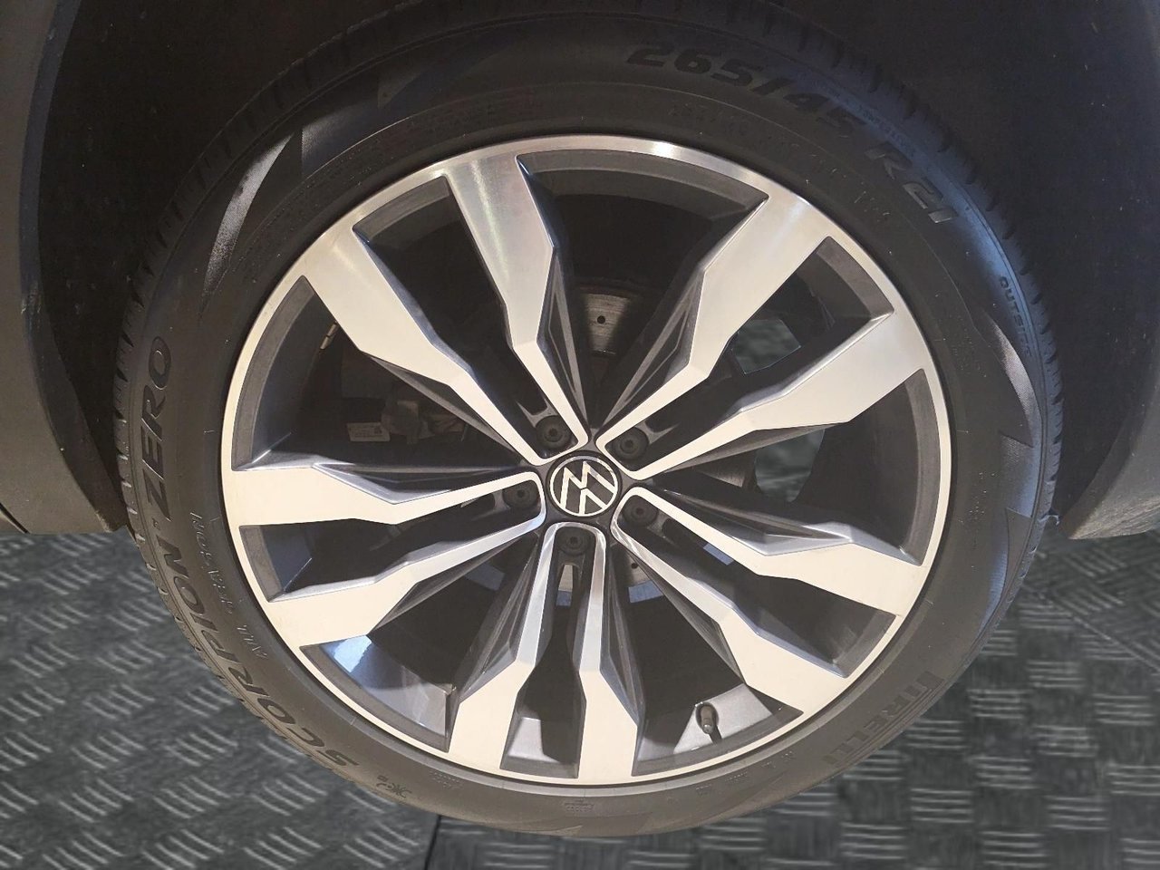 Volkswagen Atlas NIV 1V2FR2CA0NC531025 2022 Noir Chicoutimi - photo #10