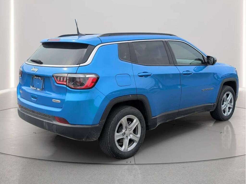 2023 Jeep Compass Blue Gatineau - photo #4