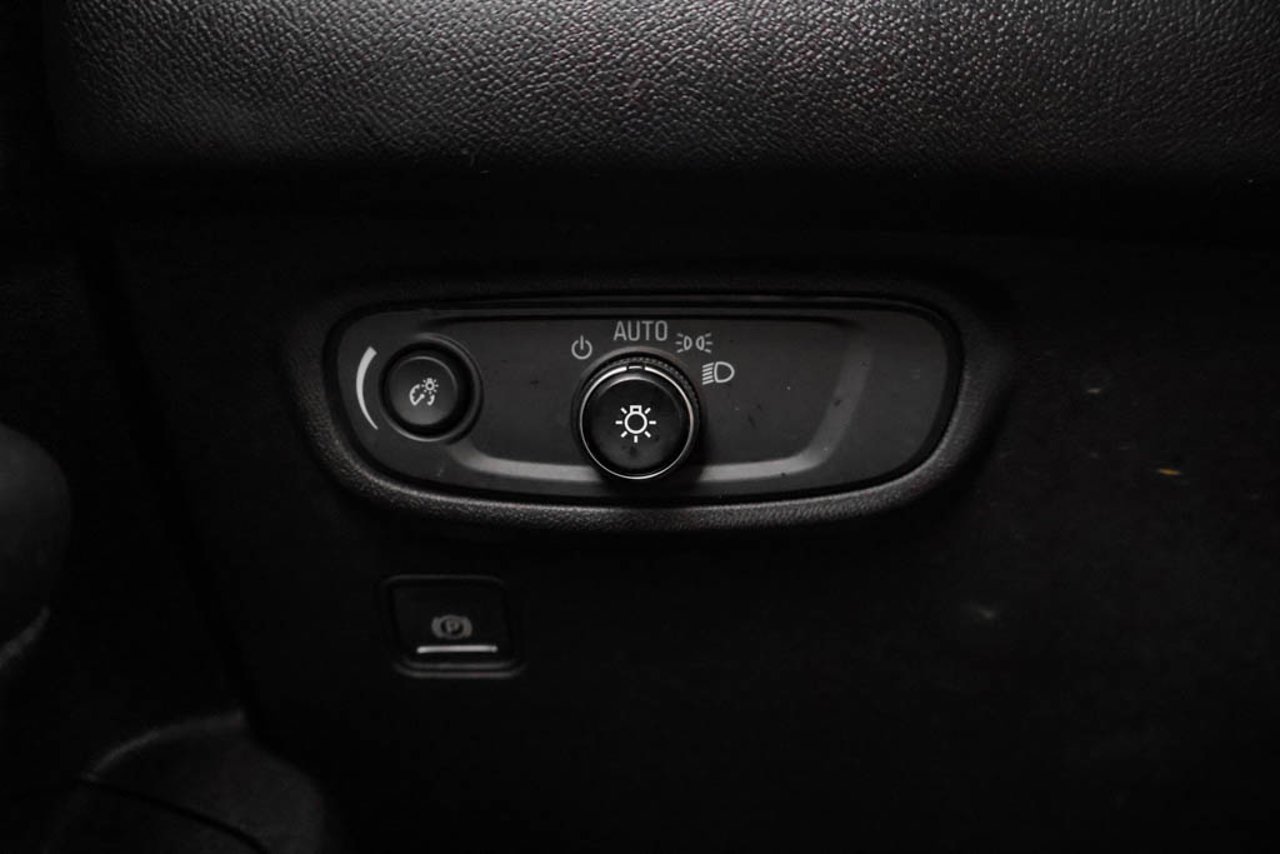 2024 GMC Terrain AWD 4dr SLE Black Sherwood Park - photo #17