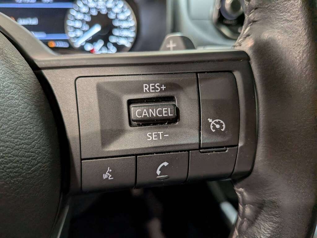 2024 Nissan Rogue AWD S White Val-David - photo #17