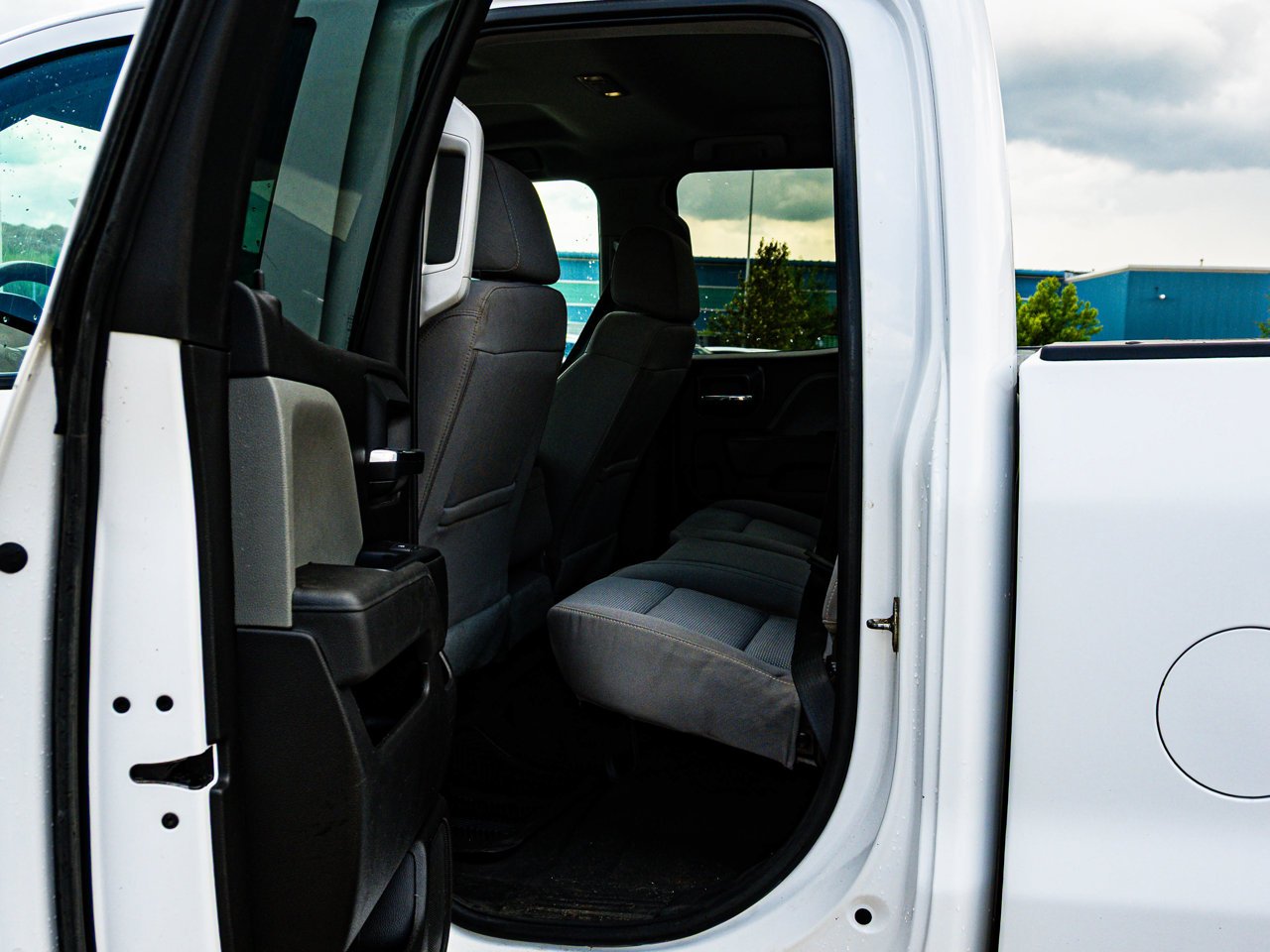 2018 GMC Sierra 2500HD 4WD Double Cab 144.2 White Sherwood Park - photo #24