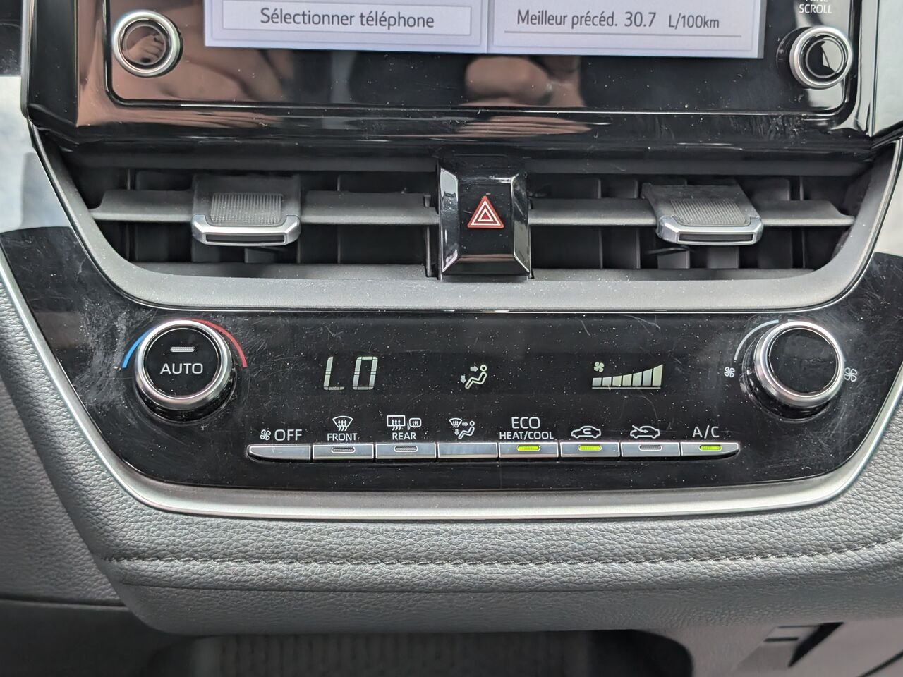 Toyota Corolla SE/SIÈGES CHAUFFANTS/AC/CAMÉRA DE RECUL/BLUETOOTH 2022 Blanc Sherbrooke - photo #13