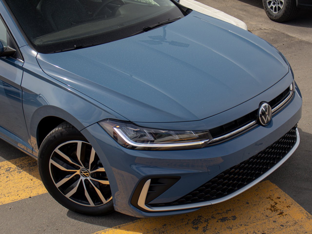 2025 Volkswagen Jetta Comfortline Auto Monterey Blue Pearl Sherwood Park - photo #14