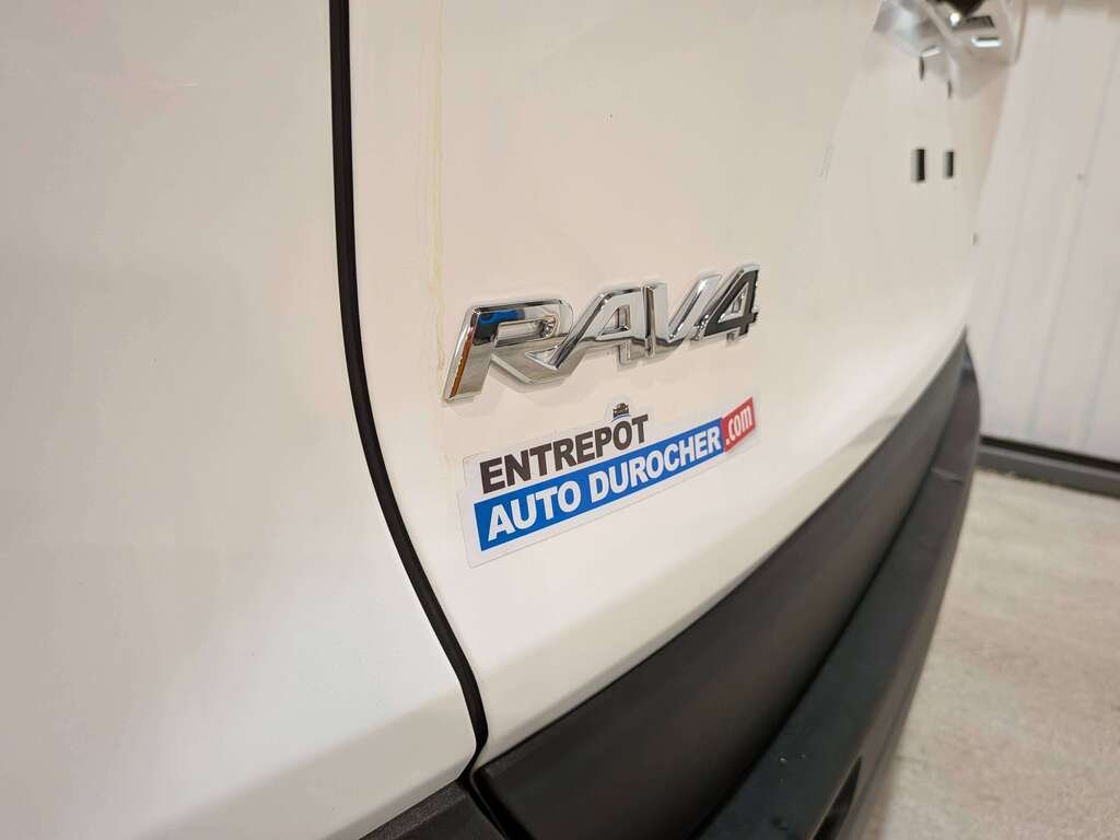 Toyota RAV4 2022 Blanc Val-David - photo #30