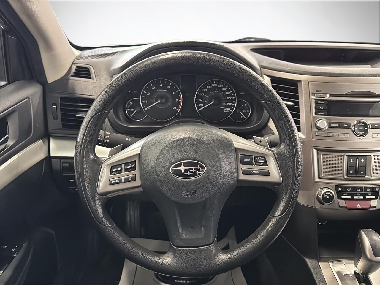 2012 SUBARU LEGACY 2.5I PREMIUM Black Saint-Hyacinthe - photo #10