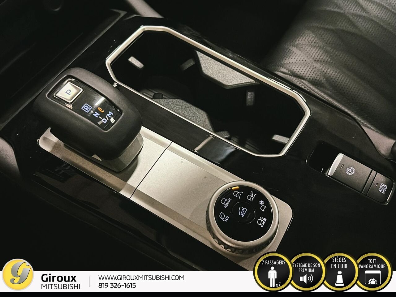 2026 MITSUBISHI Outlander Moonstone Grey Sainte-Agathe-des-Monts - photo #14