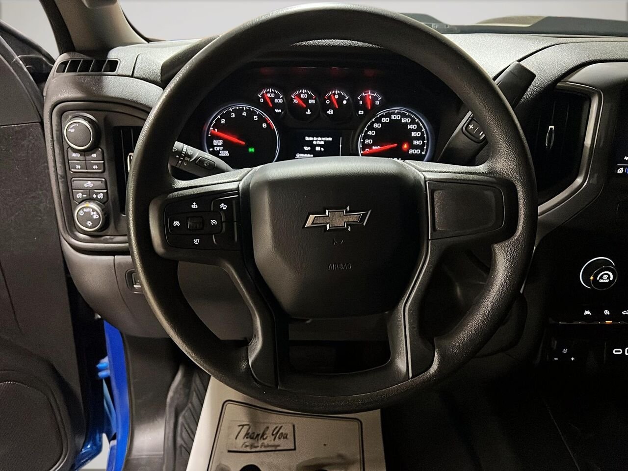 2024 Chevrolet Silverado 1500 Blue Québec - photo #10
