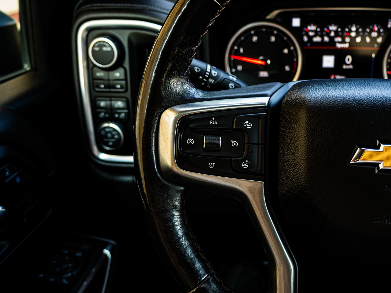 2022 Chevrolet Silverado 2500HD 4WD Crew Cab 159 LTZ Black Sherwood Park - photo #22