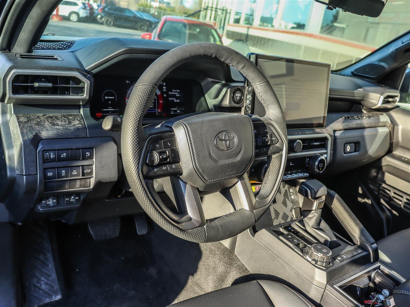 2025 Toyota Tacoma Ottawa & Gatineau - photo #8