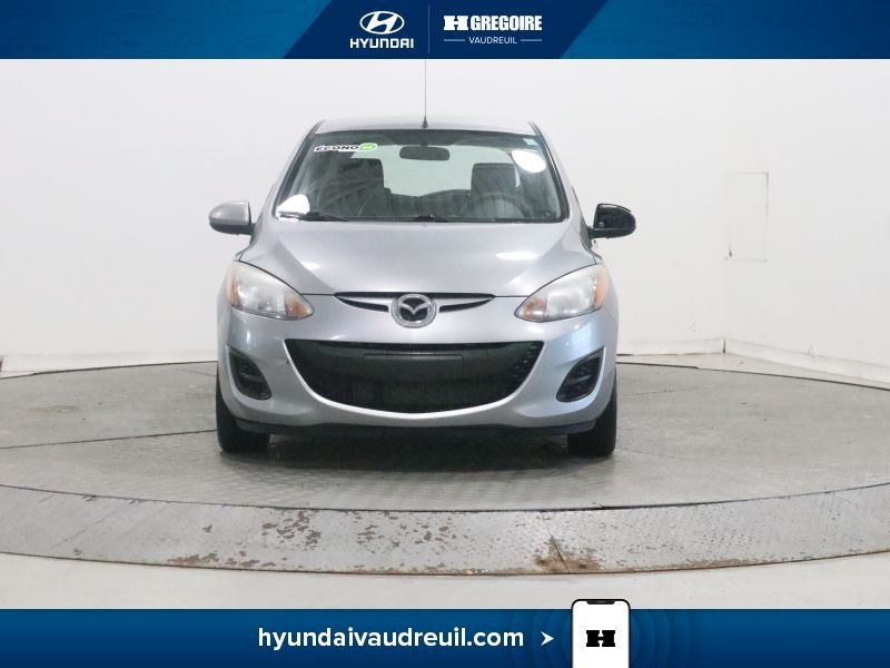 2011 Mazda 2 Silver Blainville - photo #2