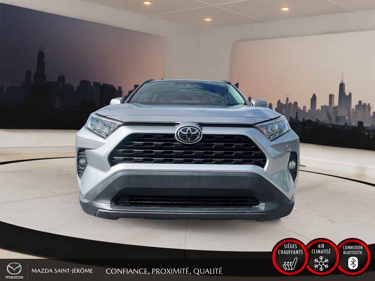 Toyota RAV4 2020 Argent Ste-Agathe des Monts - photo #2