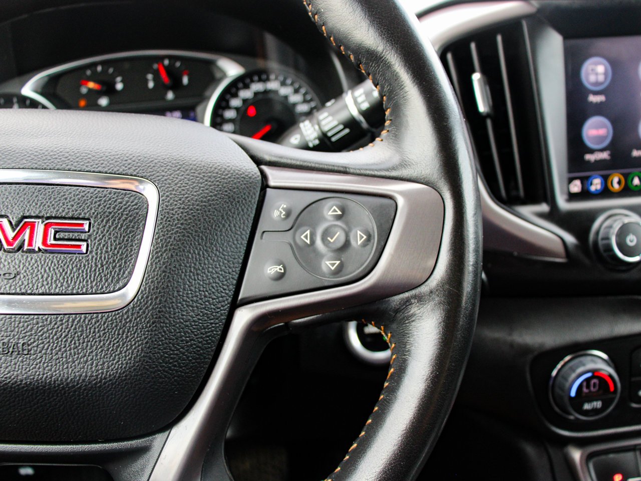 2022 GMC Terrain AWD 4dr AT4 Black Sherwood Park - photo #22
