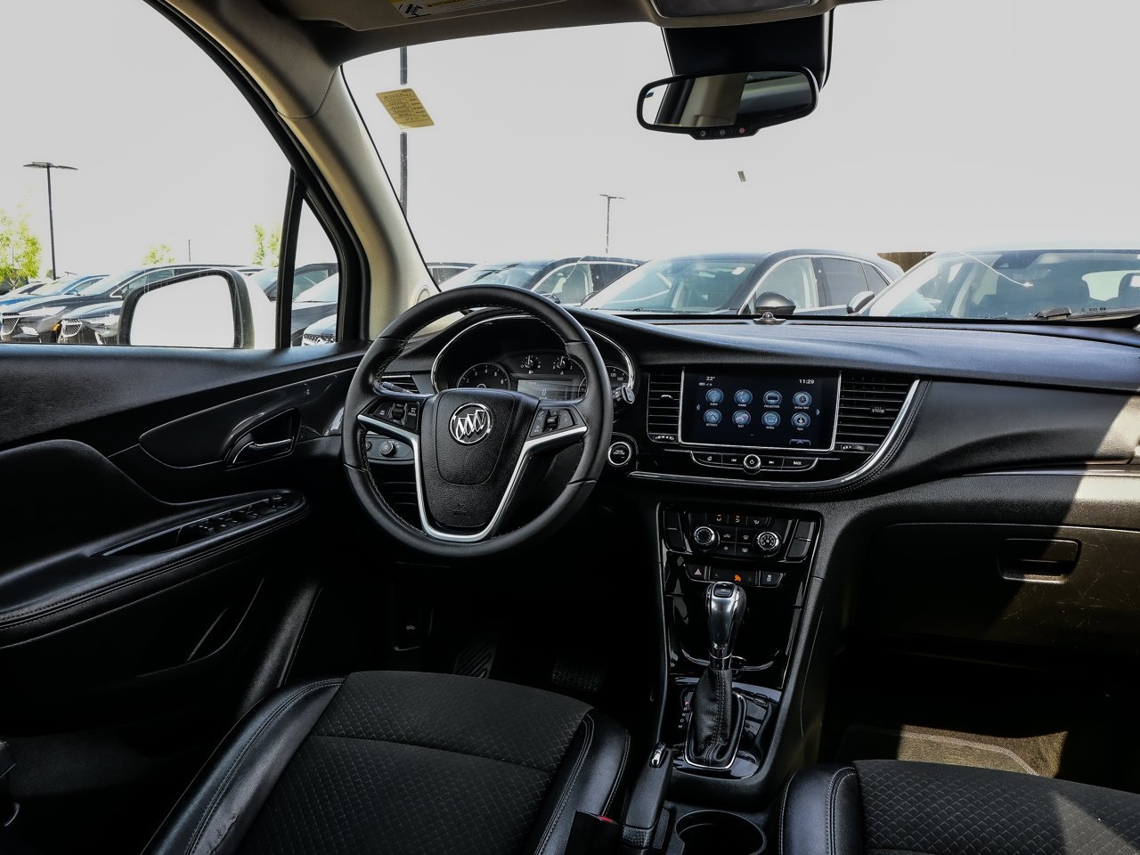 2020 Buick Encore AWD 4dr Preferred White Sherwood Park - photo #28