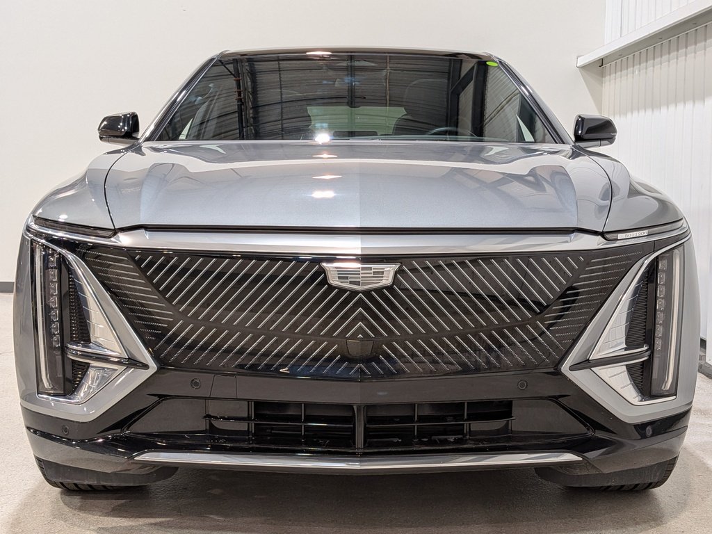 Cadillac LYRIQ 4dr Tech w/1SA 2024 Gris Val-David - photo #3