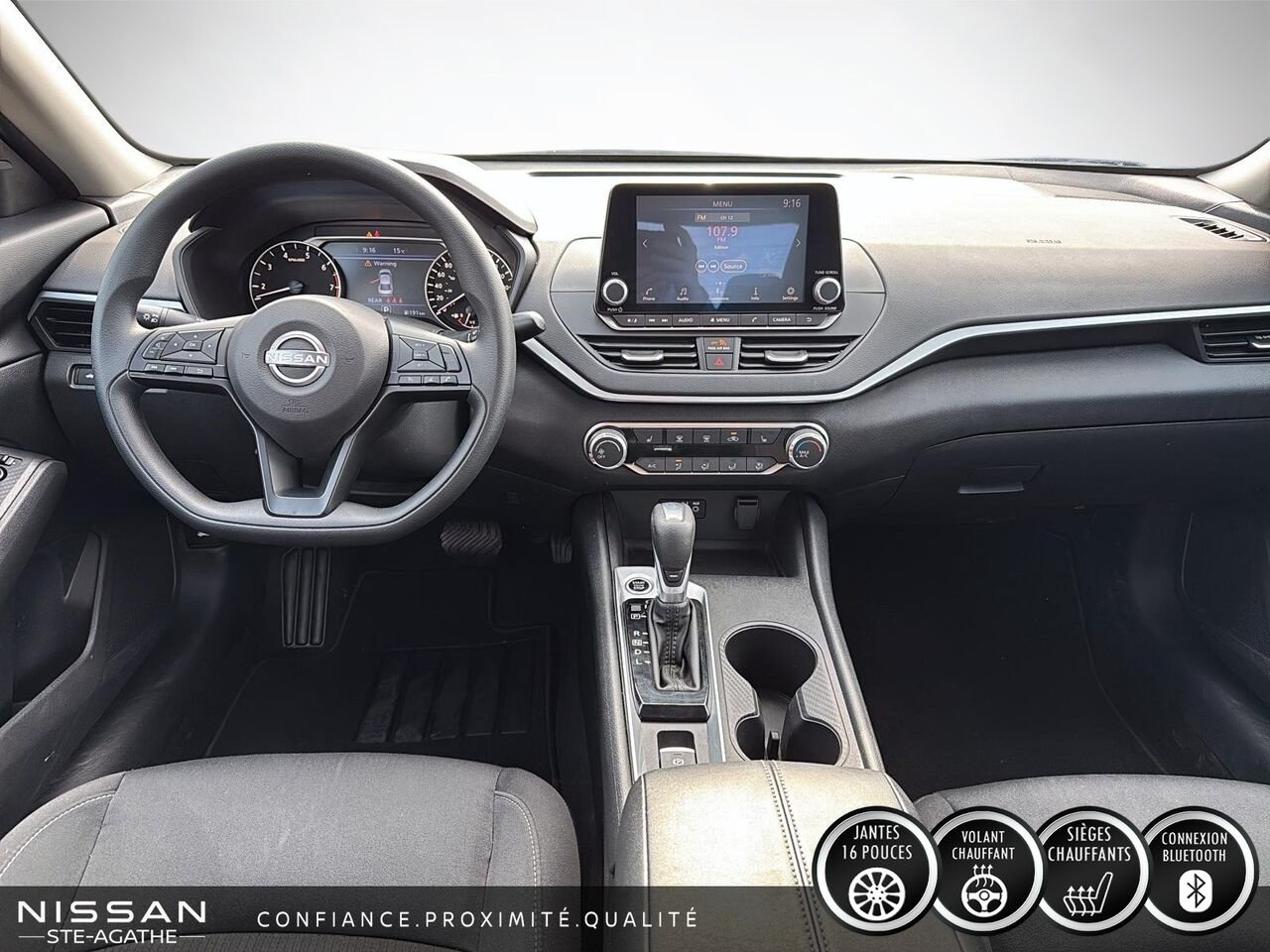 2025 Nissan Altima AWD | DÉRAREUR À DISTANCE | CARPLAY | UN SEUL PROPRIÉTAIRE Black Saint-Jérôme - photo #9