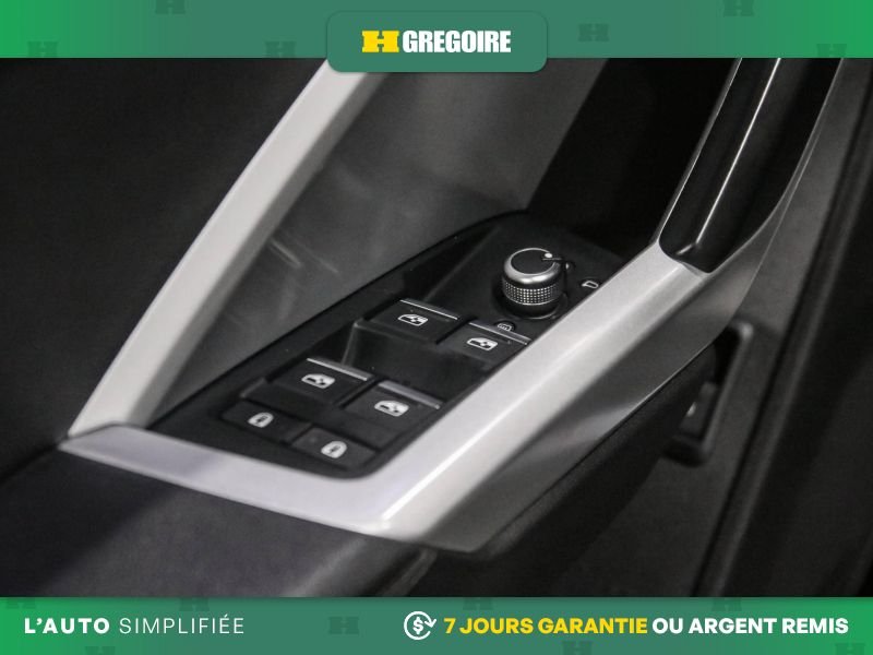2022 Audi Q3 Black Saint-Eustache - photo #15