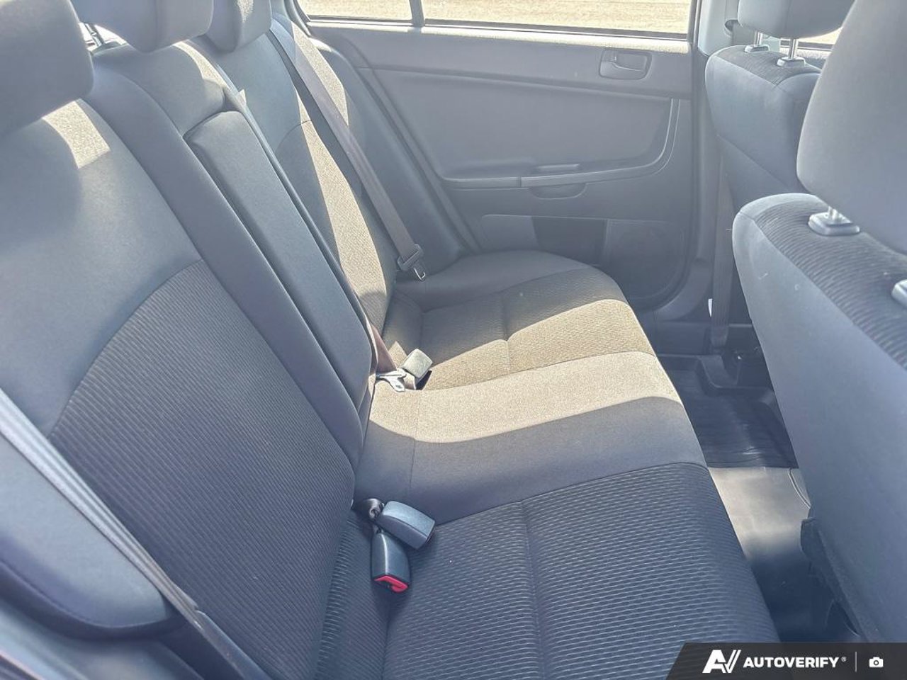 Mitsubishi Lancer JA32U2FU4HU602406 2017 Noir Mirabel - photo #24