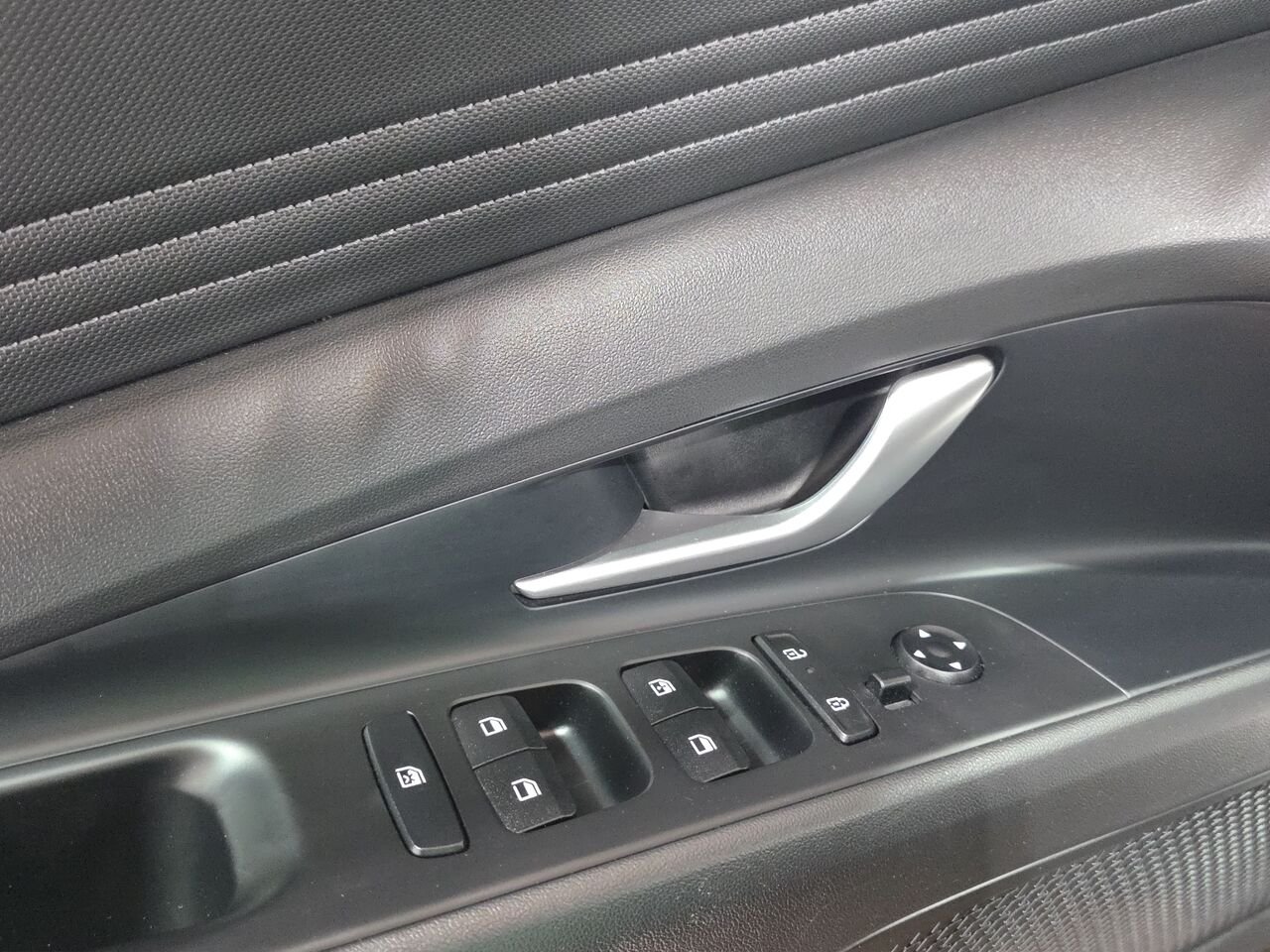 2024 Hyundai Elantra Preferred IVT, Bluetooth, Commande audio au volant, volant chauffant Black Val-David - photo #17