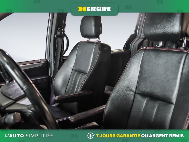 Dodge GR Caravan 2019 Gris Laval - photo #10