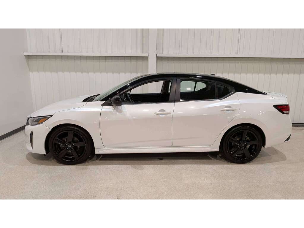 2024 Nissan Sentra SR Manual White Val-David - photo #4