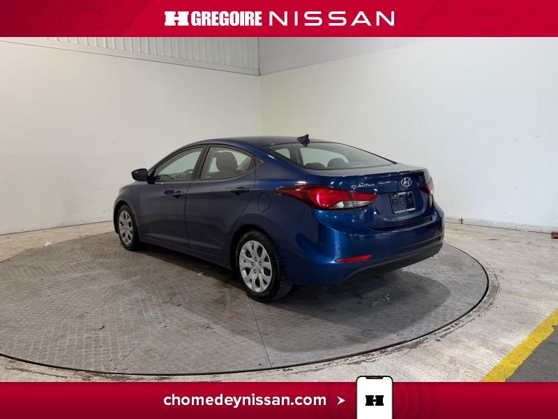 Hyundai Elantra 2016 Bleu Blainville - photo #5