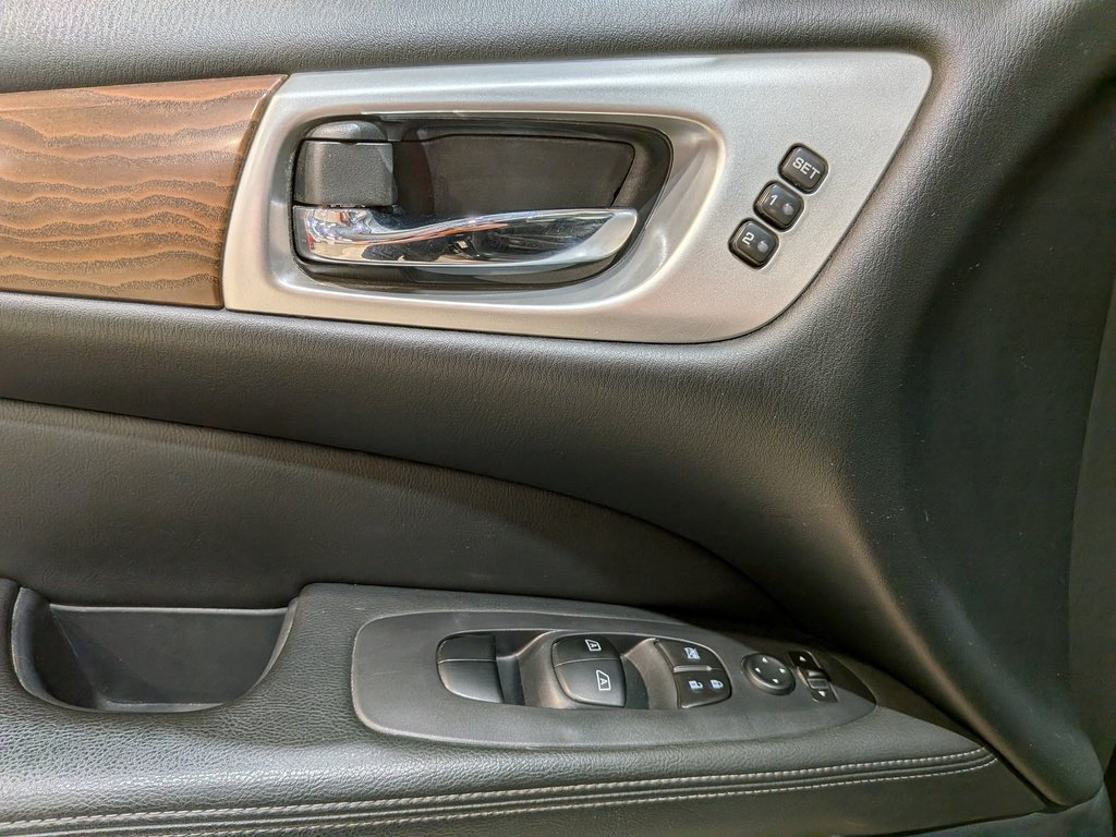 2019 Nissan Pathfinder 4x4 Platinum Black Val-David - photo #22
