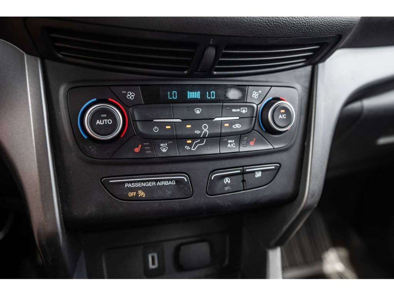 2018 Ford Escape gray Sainte-Julienne - photo #20