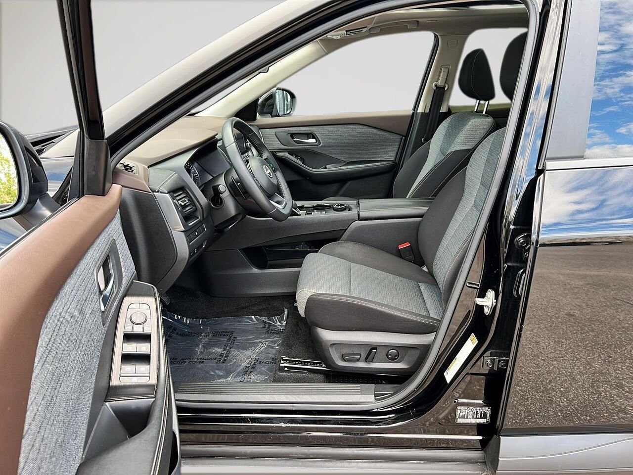 2023 Nissan Rogue SV TOIT OUVRANT Black Québec - photo #8