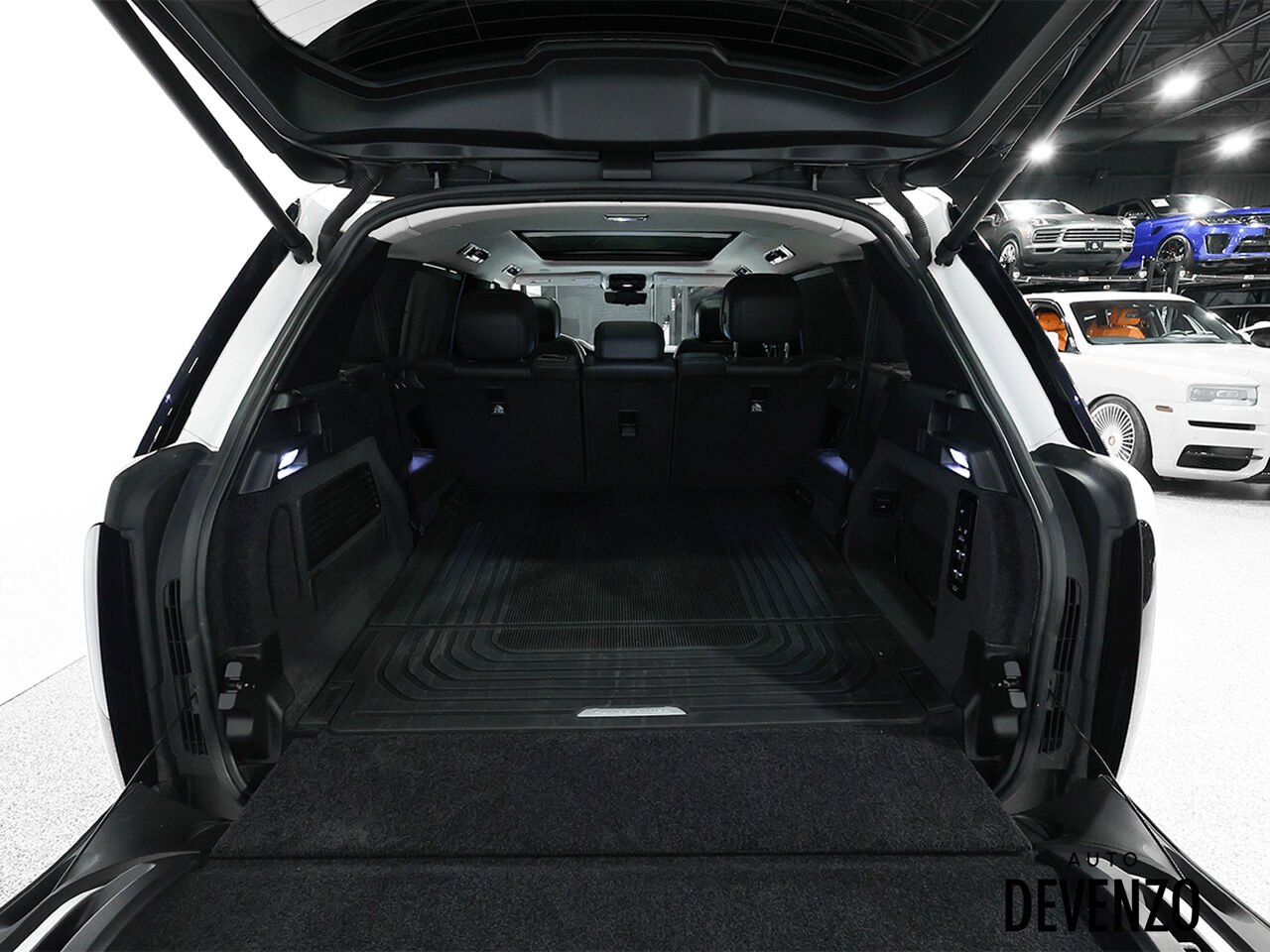 2022 Land Rover Range Rover White Saint-Eustache - photo #22