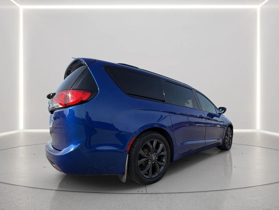 Chrysler Pacifica 2019 2019 Bleu